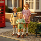 OO Scale Ready to Paint 1950s Children Standing
