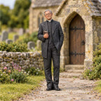 OO Scale Ready to Paint 1950s Wedding Vicar Holding a Bible