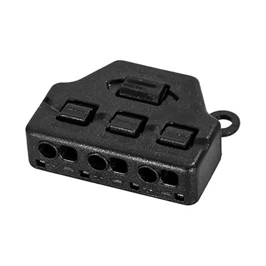 Distribution Hub Connector For Low Voltage Lighting