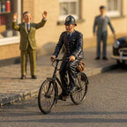 OO Scale 1950s Police Figures Bundle