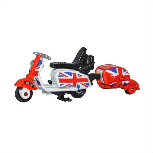 OO Scale Union Jack Scooter and Trailer — Model Railway Scenes