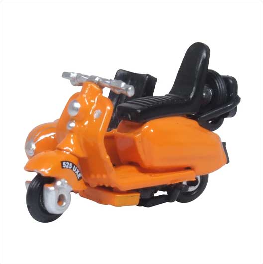 OO Scale | Orange Scooter with Sidecar