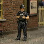 OO Scale Ready to Paint Modern Smiling Police Officer