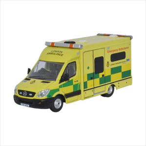 OO Scale | Mercedes London Ambulance Service