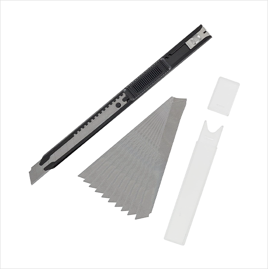 Modelcraft Snap-Off Knife and Blades X10 (9mm)