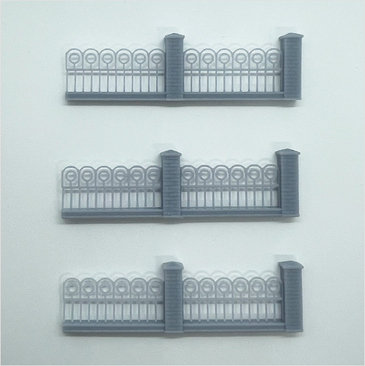 OO Scale | Brick Wall with Railings - Style 4 (3 pack)