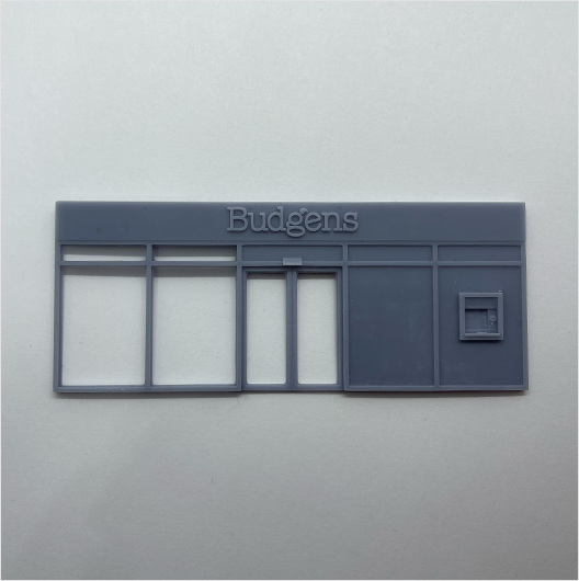OO Scale | Convenience Store Shopfront - Type 1 - Budgens (1 piece)