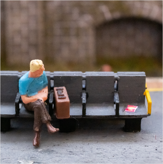 Scala OO | Sedili per stazione - Gruppo da 10 - con braccioli (confezione da 2)