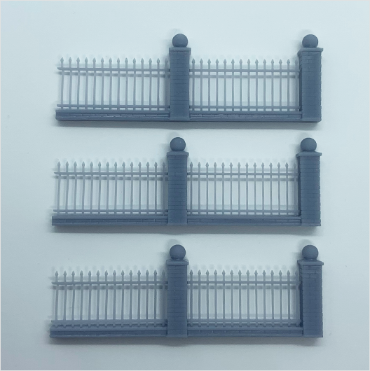 OO Scale | Brick Wall with Railings - Style 1 (3 pack)
