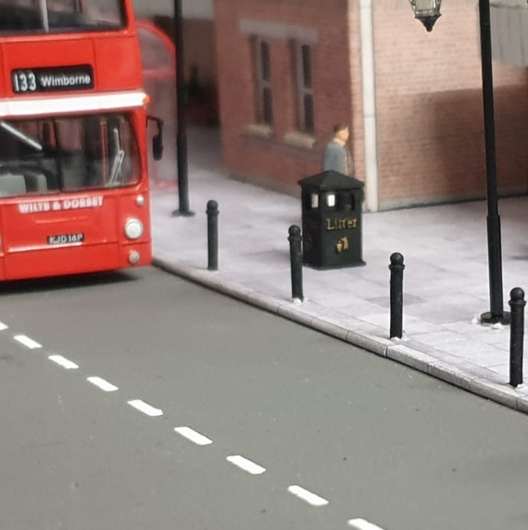 OO Scale | Ready to Paint | Slim Metal Bollard (10 pack)