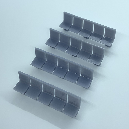 OO Scale | Station Seating - Row of 5 (4 pack)